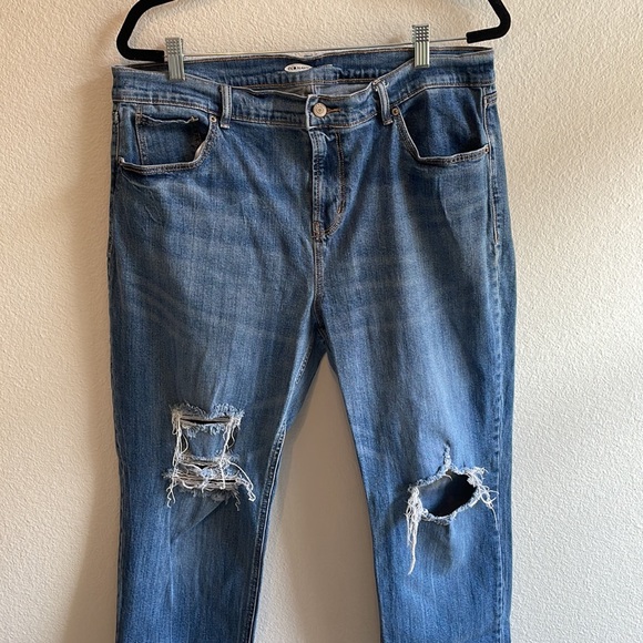 Mid-rise boyfriend jeans 👖 - Picture 2 of 4